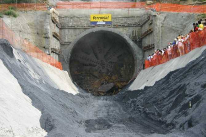 I lavori per il raddoppio della ferrovia