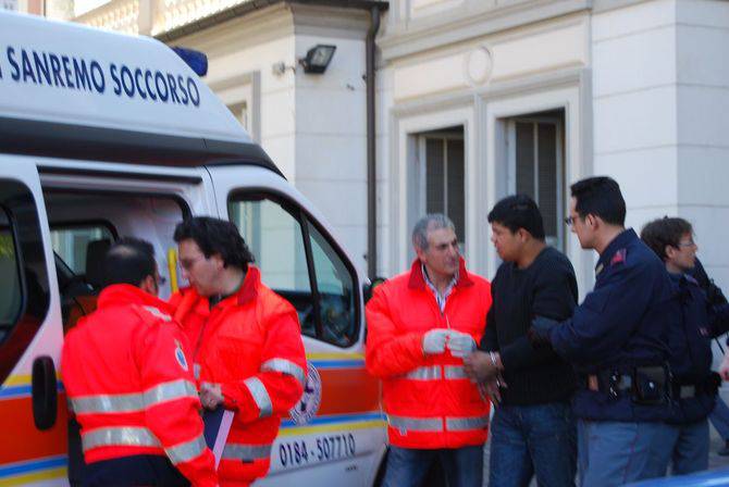 Soccorso immigrato commissariato Sanremo