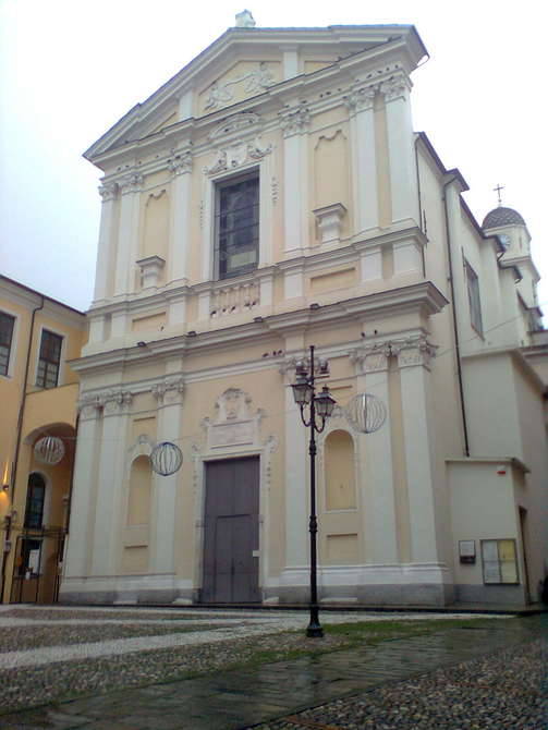 Sanremo, le messe per Natale alla chiesa di Santo Stefano