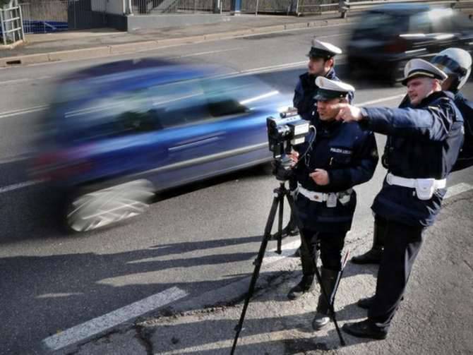 polizia municipale locale autovelox telelaser