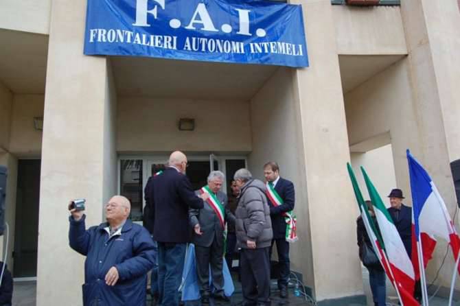 	 manifestazione della FAI frontalieri autonomi intemeli