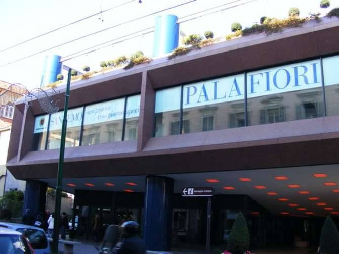 “Uffici comunali al Palafiori di Sanremo non possiedono depliants utili ai turisti”