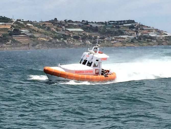 “Ferragosto sicuro”, la Capitaneria schiera tre motovedette e due gommoni