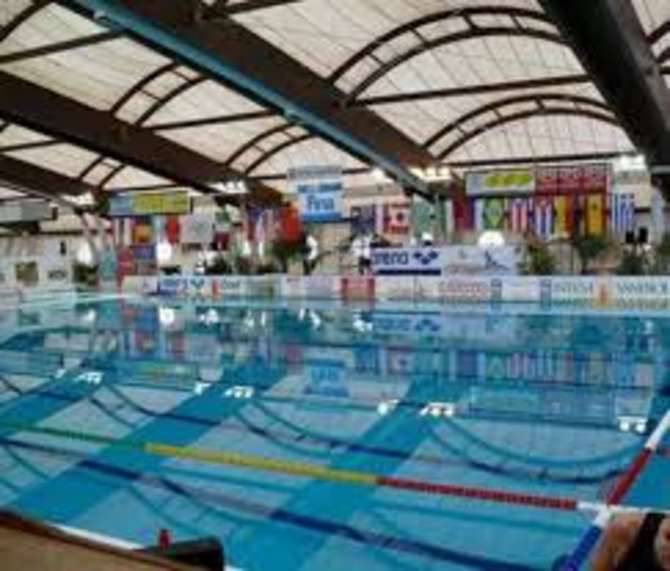 piscina imperia