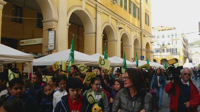 Imperia, Olioliva il sindaco Scajola: «Se gli organizzatori non ci mandano il progetto salta la manifestazione»