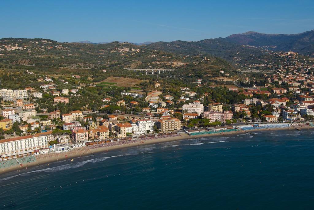 Diano Marina, revocato il divieto di balneazione