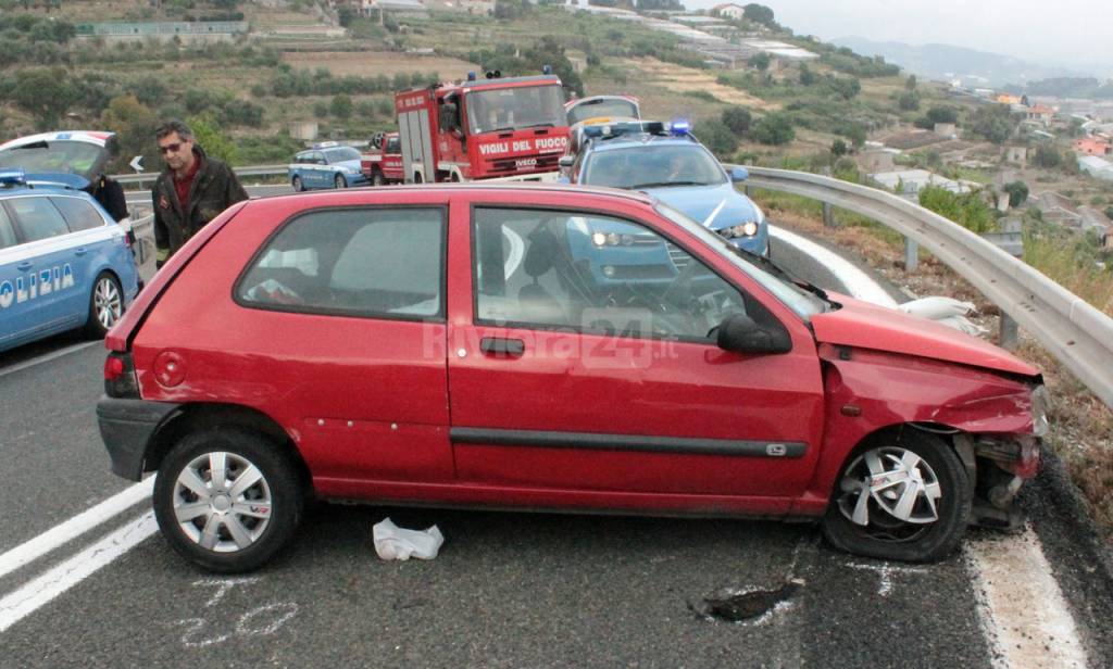 incidente mortale autostrada sanremo auto rubata doppio 118 115 polizia stradale