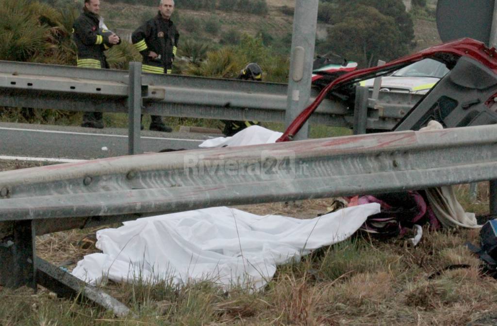 incidente mortale autostrada sanremo auto rubata doppio 118 115 polizia stradale