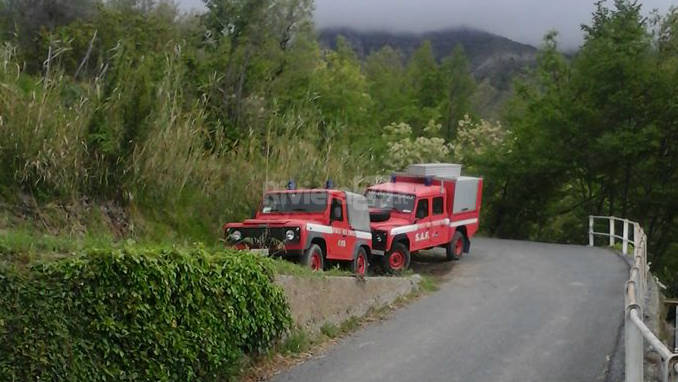 Pieve di Teco, soccorritori cercano anziano scomparso da Albenga