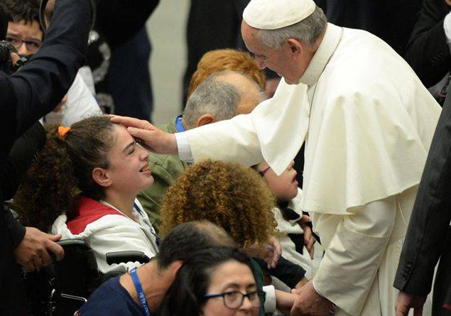 papa francesco disabilità