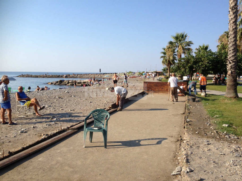 Addio al campo di bocce degli anziani al Prino di Imperia, è stato smantellato