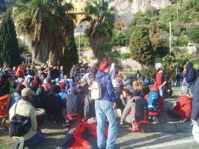 Ventimiglia, sgombero del presidio no border in frontiera