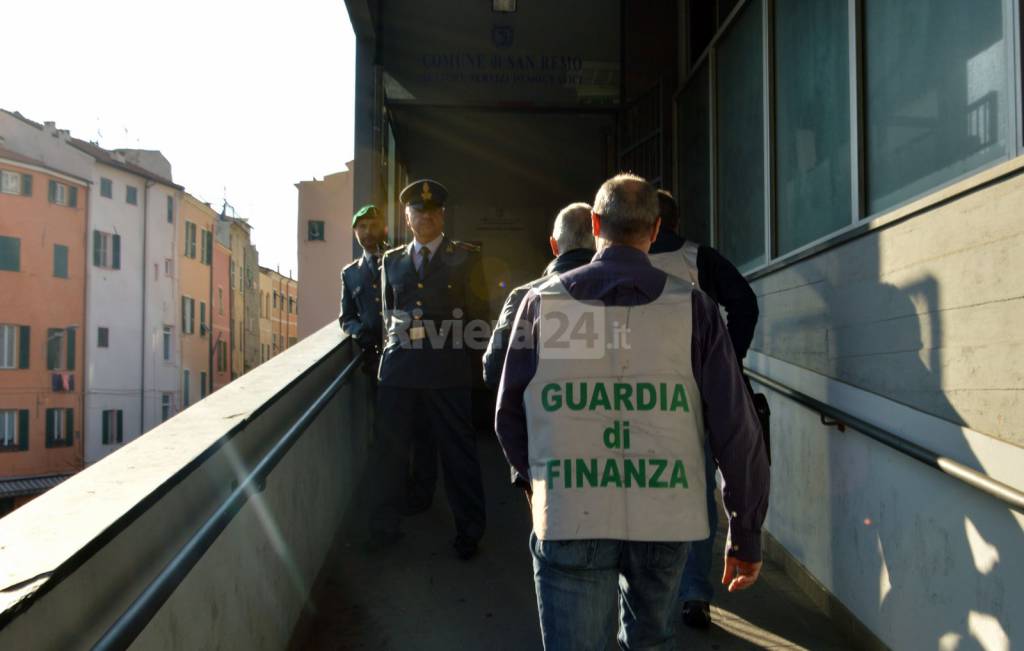 Sanremo, blitz della Guardia di Finanza a Palazzo Bellevue