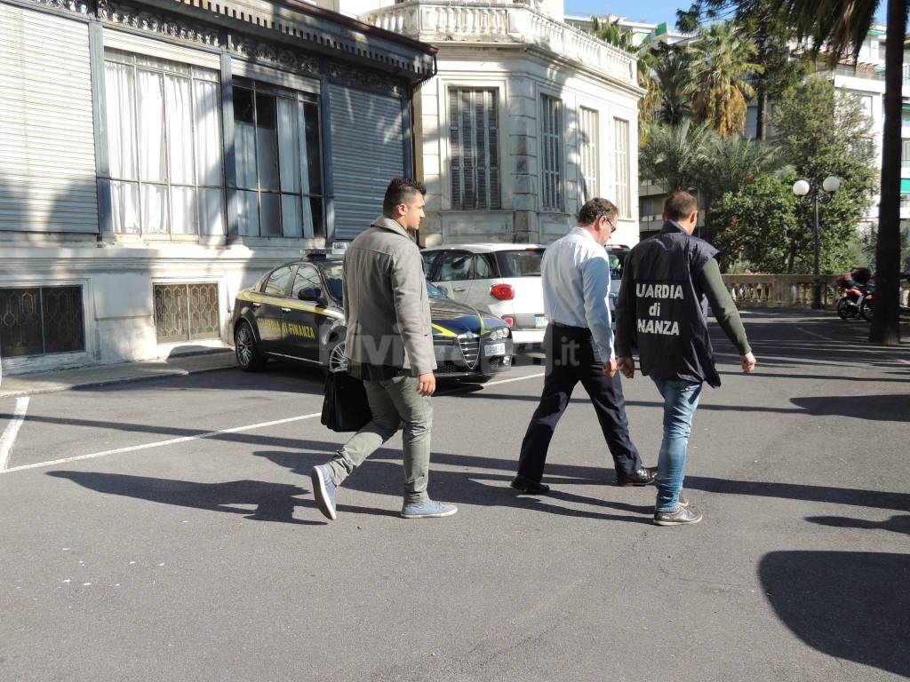 Sanremo, blitz della Guardia di Finanza a Palazzo Bellevue