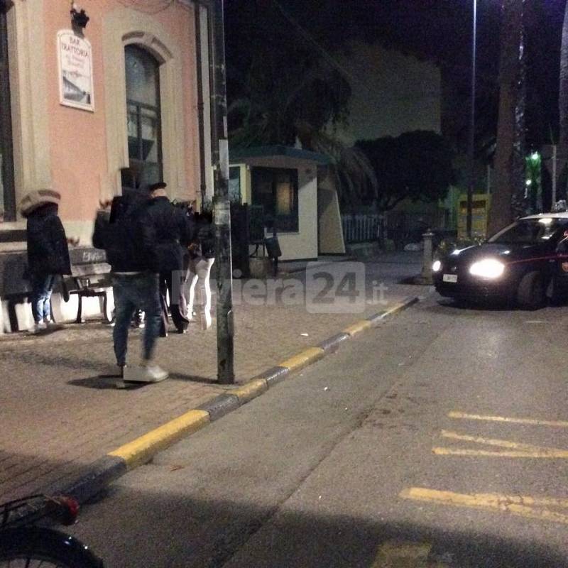 Controlli dei Carabinieri presso la Stazione ferroviaria di Bordighera 18 ottobre 2015