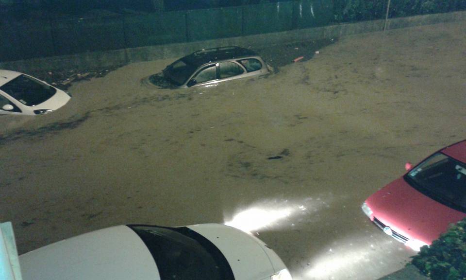 Maltempo: nubifragio in Costa Azzurra, Nizza allagata ed evacuato l&#8217;Allianz Arena