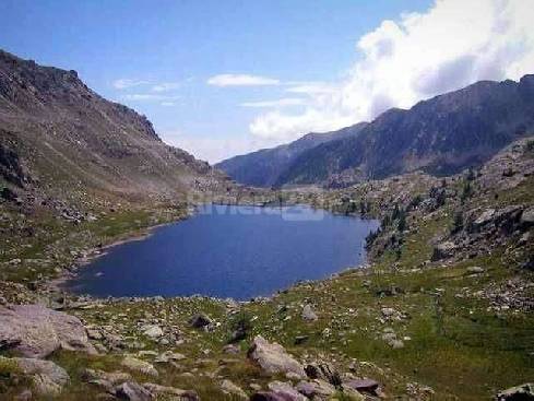 Escursioni sui sentieri del Parco delle Alpi Liguri alla scoperta del patrimonio geologico UNESCO