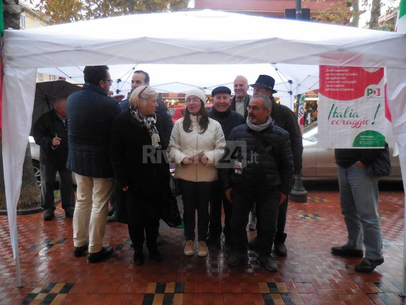 Ventimiglia PD in piazza con #italiacoraggio