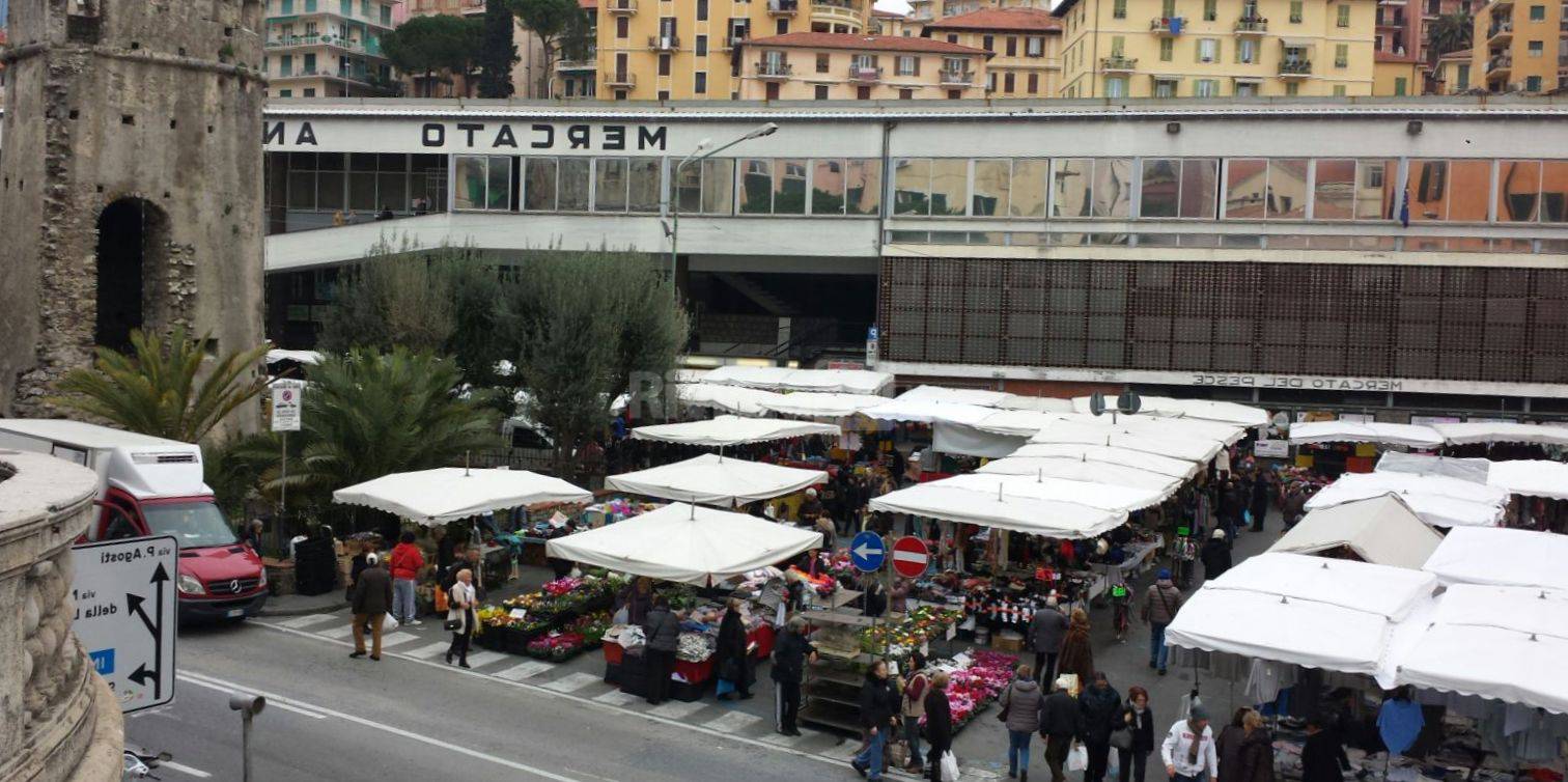 Sanremo, il maltempo fa saltare il mercato del martedì