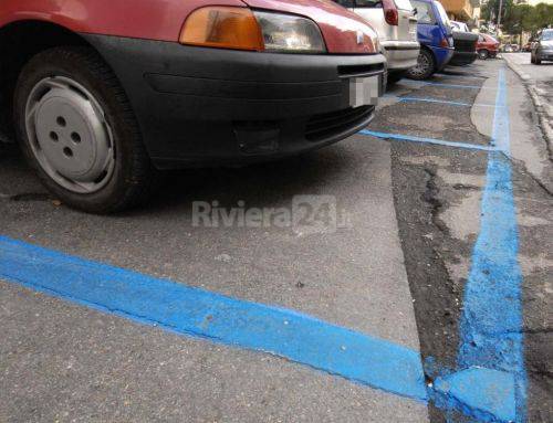 Strisce blu nel centro abitato di Taggia: niente ticket fino al 31 marzo