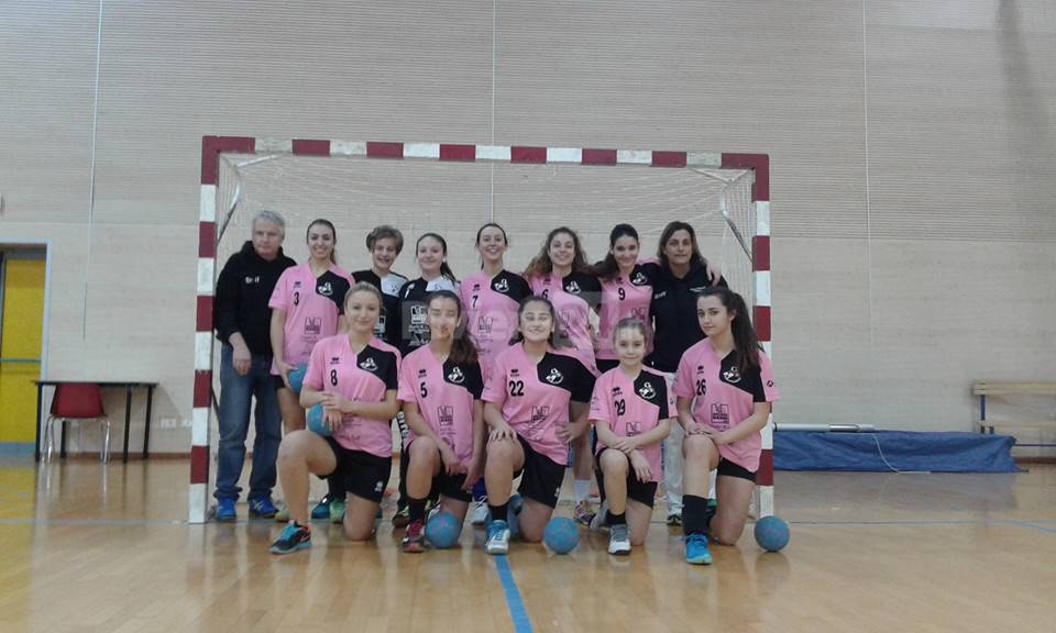 Arriva il poker di vittorie consecutive per le ragazze under 16 della Riviera Handball