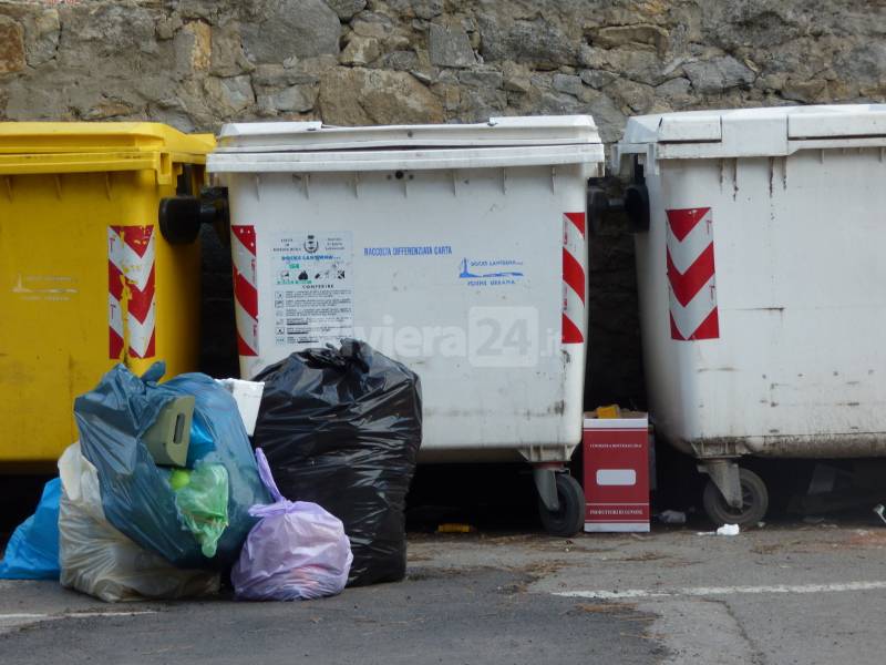 Spazzatura a Bordighera