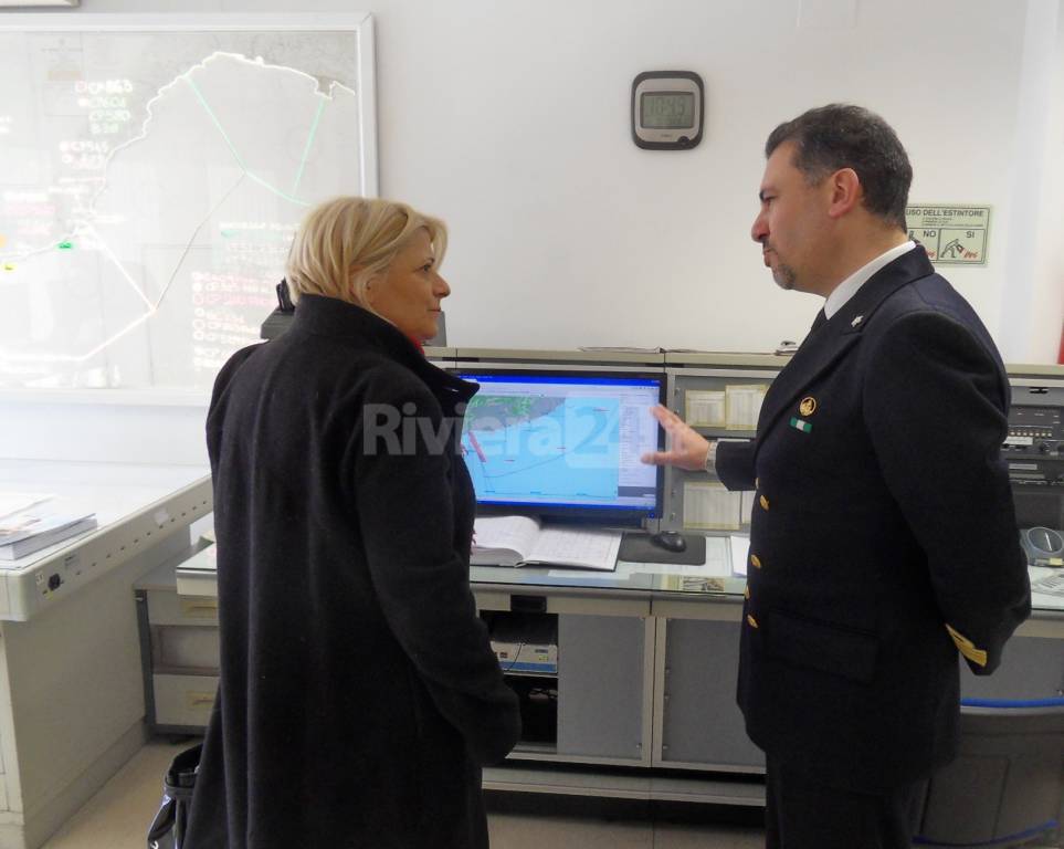 Visita del Senatore Donatella Albano alla Capitaneria di Porto