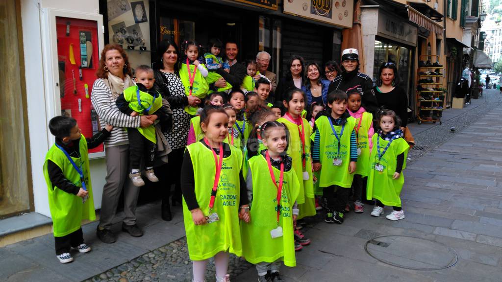 Alla scoperta delle botteghe storiche, a lezione con gli scolari della scuola di Santa Marta