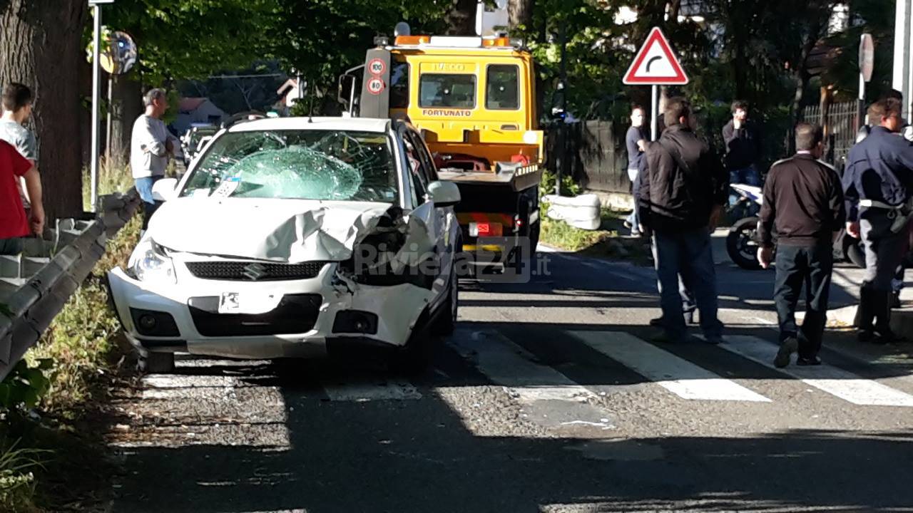 scontro auto moto porra 25 aprile 2016