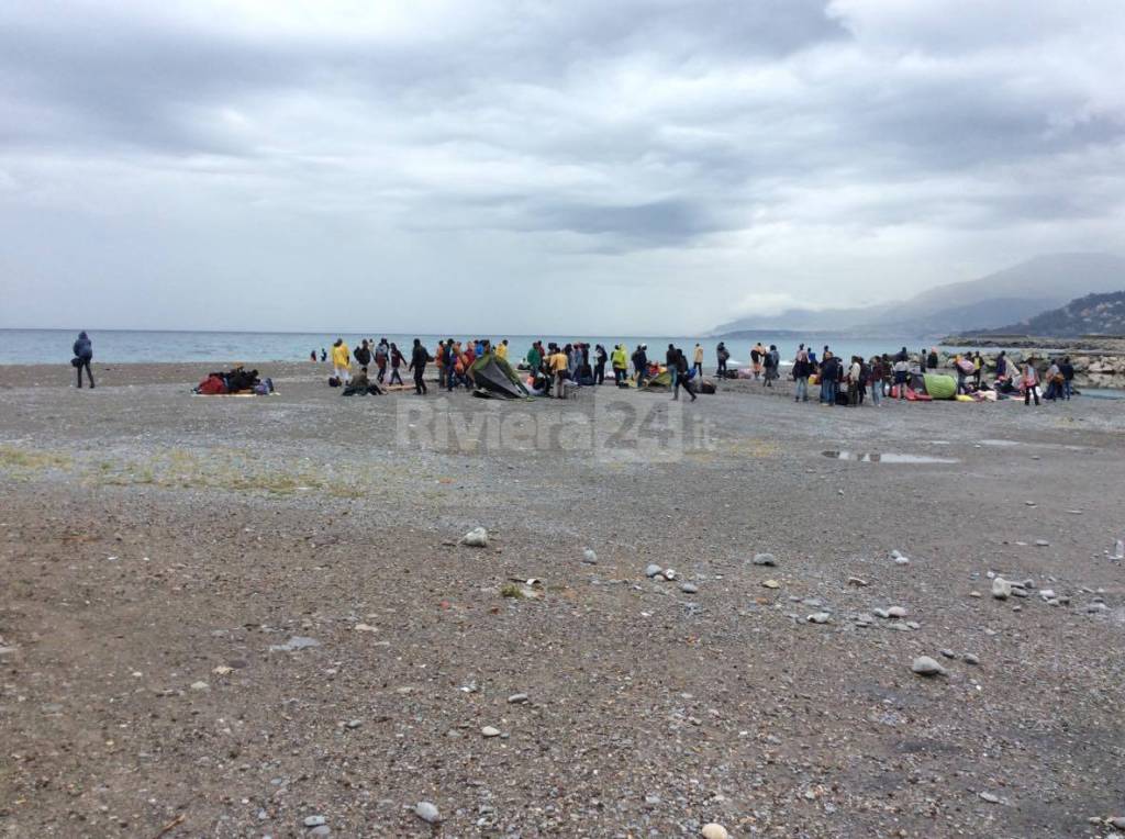 Ventimiglia, smontata la tendopoli sul greto del Roja