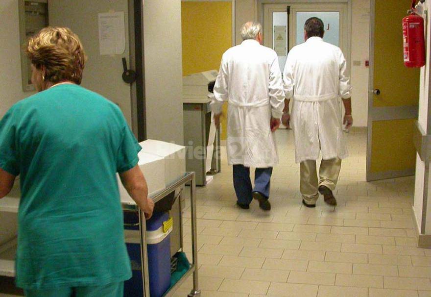 Coronavirus, altri tre morti all’ospedale Galliera