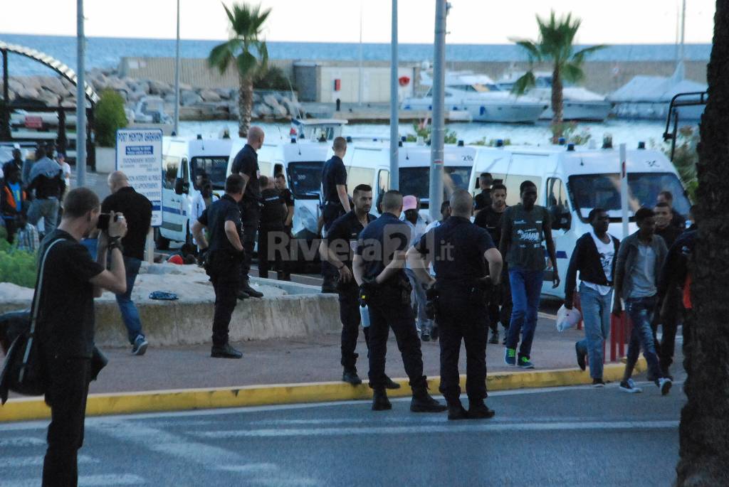 Ventimiglia, ora la Francia chiede più controlli: troppi i migranti da respingere ogni giorno