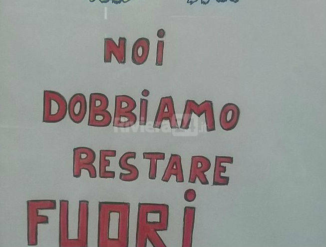 “Noi dobbiamo restare fuori”, Pokémon esclusi da un bar