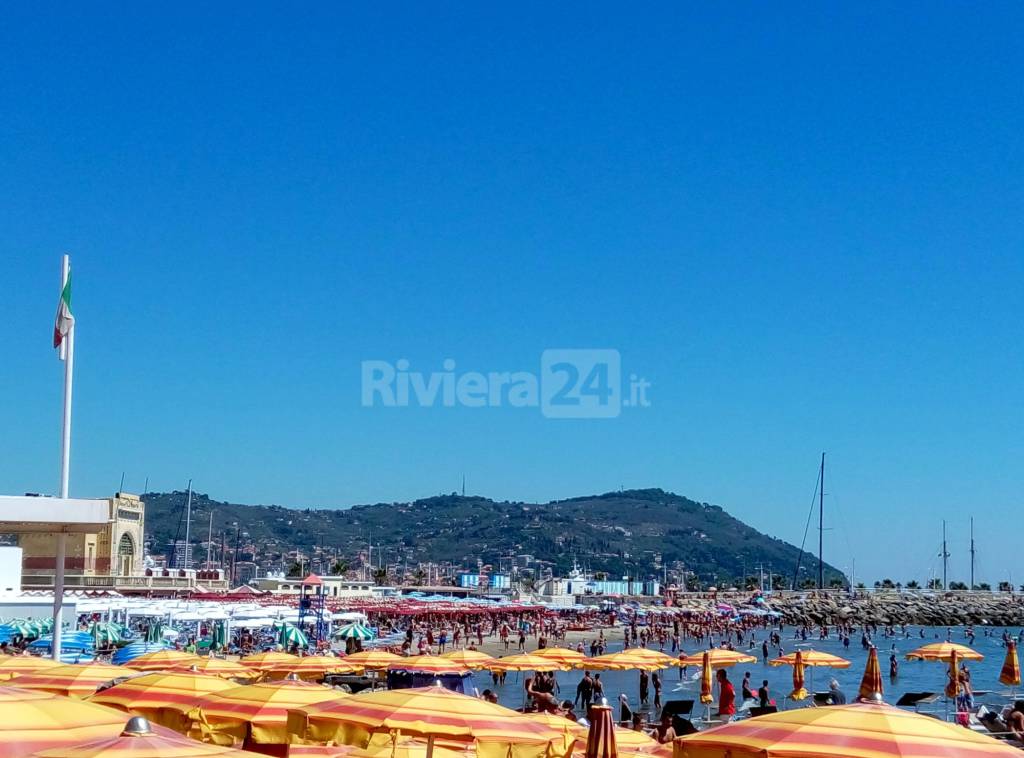 Riviera sold out, ma dopo Ferragosto occorre ripensare al sistema vacanza