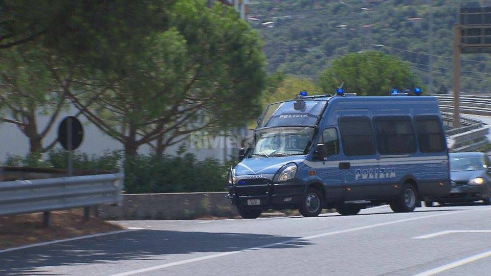 Ventimiglia, 50 migranti trasferiti questa mattina in centri del sud Italia