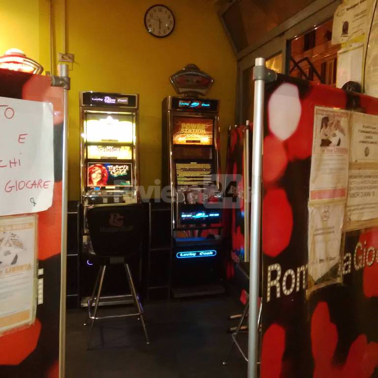 Slot machine, nell’Imperiese si giocano oltre cento milioni ma alle attività ne rimangono solo quattro