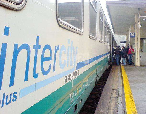 Aggressione sull’Intercity Ventimiglia-Milano, i pendolari chiedono più sicurezza sui treni