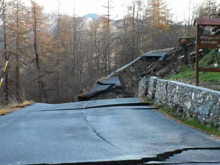 Difficile la situazione a Monesino, la montagna continua a franare