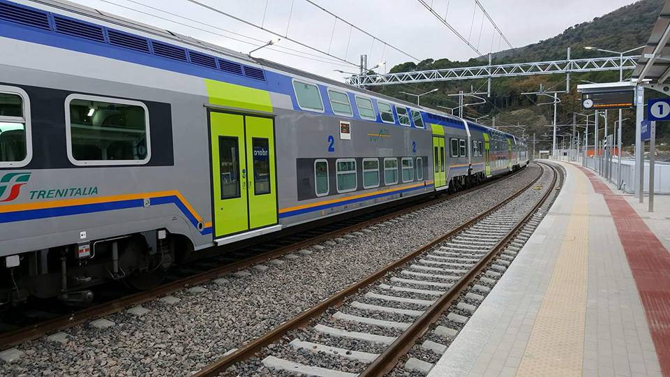 In azione il “maniaco dei treni”, allarme sul treno Ventimiglia-Savona