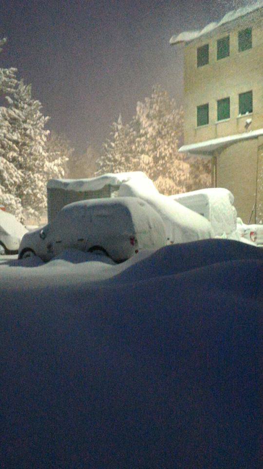 Terremoto: Montemonaco sommersa dalla neve, la scossa arriva anche a Diano Marina