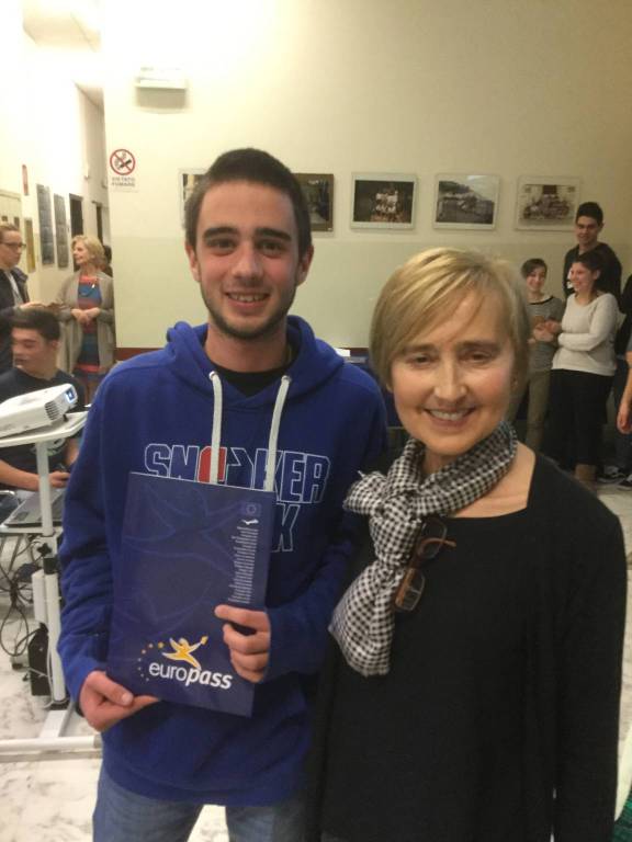 Ormea, consegnati i diplomi agli studenti della scuola forestale