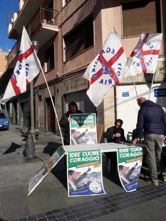 riviera24- Sanremo banchetto di tesseramento della Lega Nord