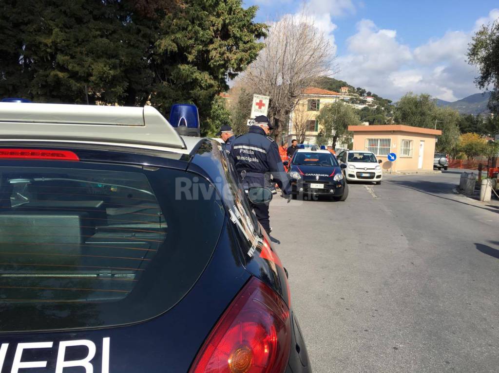 Bordighera, paziente Sert dà in escandescenza: soccorsi difficili