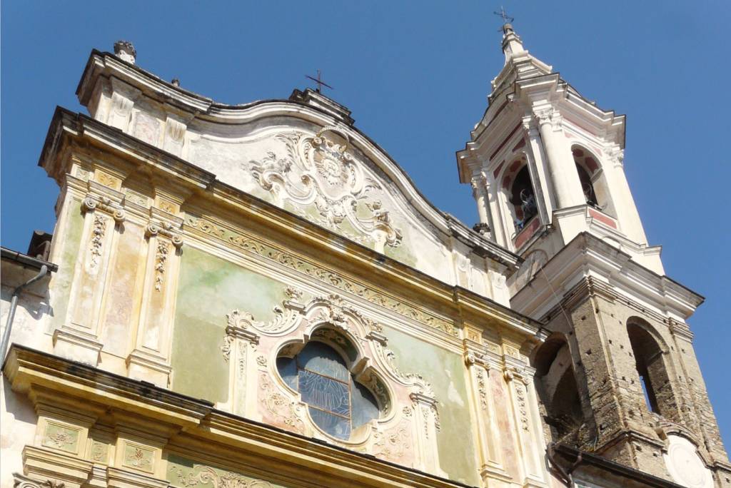 A Dolcedo si accettano offerte anche con la moneta virtuale per restaurare la parrocchia di San Tommaso