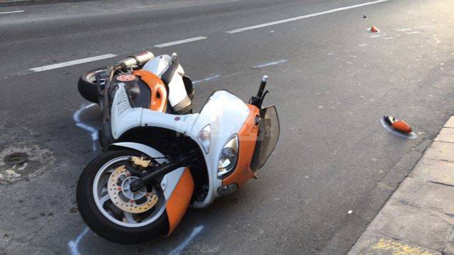 Tragedia all’alba a Ventimiglia:  scontro tra due scooter, un morto