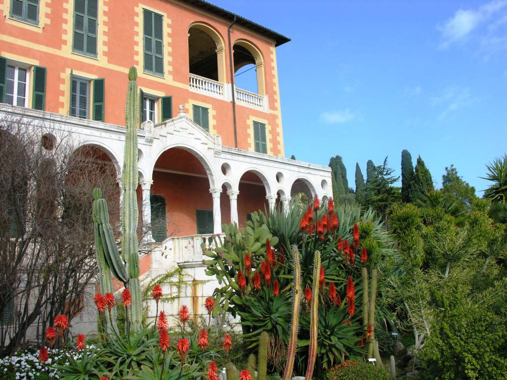 Ventimiglia, incontro d’autore con Loris Capirossi ai Giardini Hanbury