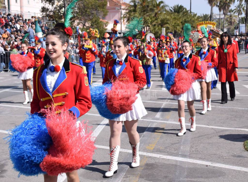 riviera24 - Sanremo in Fiore 2017, lo spettacolo dei carri fioriti