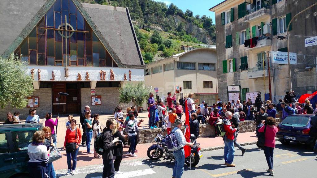 &#8220;Per la solidarietà, contro l’intolleranza&#8221;, la manifestazione per il diritto all&#8217;accoglienza