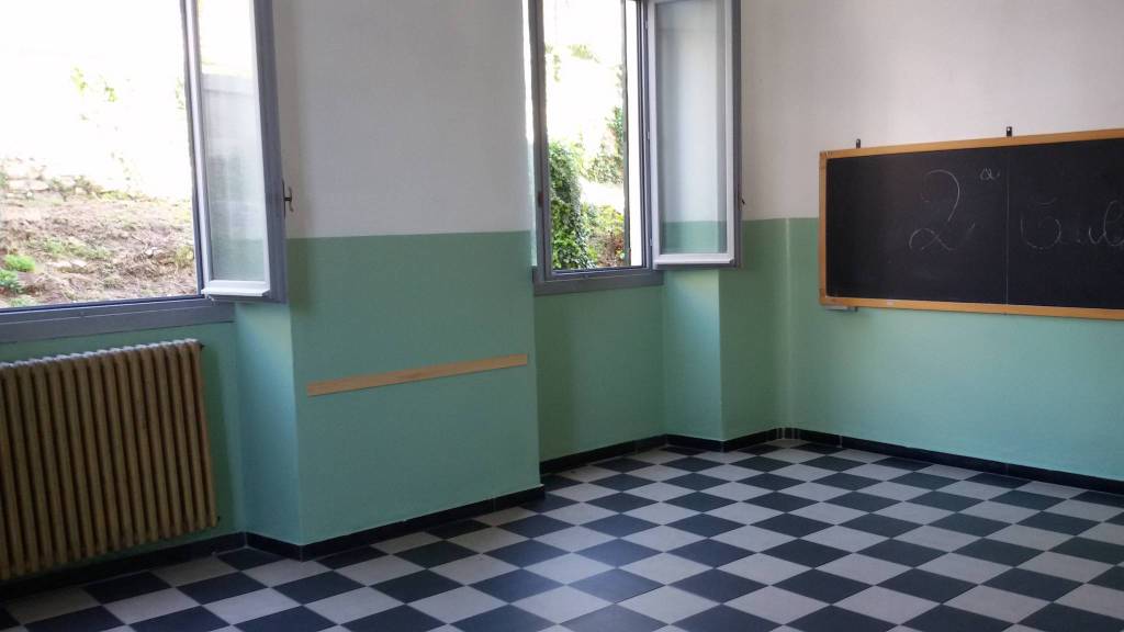 Imperia, cantautori nelle scuole: lezioni e laboratori sui mestieri dello spettacolo e sulle origine del rap