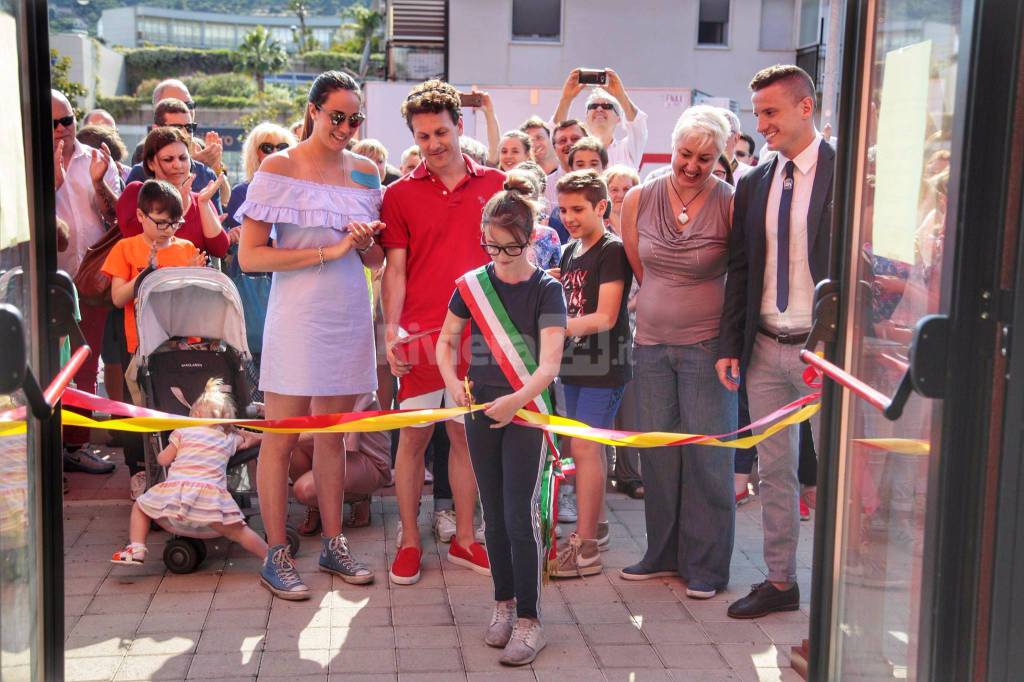 Taglio del nastro per la nuova piscina comunale di Taggia